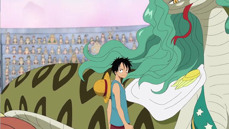 4. Quand il a couvert le dos de Boa Sandersonia pour cacher le tatouage d'esclave.