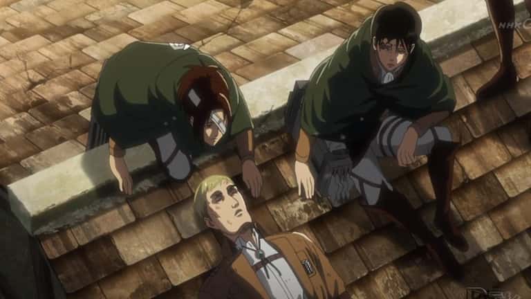 3. Levi a laissé les fans sans voix quand il a choisi de sauver Armin plutôt qu'Erwin